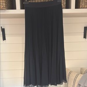 Wilfred Navy Pleated A-Line Skirt